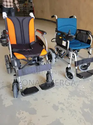 Lithium Battery Electeic Wheelchair審፰ Making It Ideal for Travel
