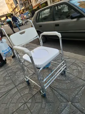 Photo - Commode Wheelchair蝨我wheelchair廟街wheelchair輕鬆wheelchair考量wheelchair