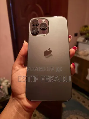 Photo - Apple iPhone 13 Pro Max 128 GB Gray