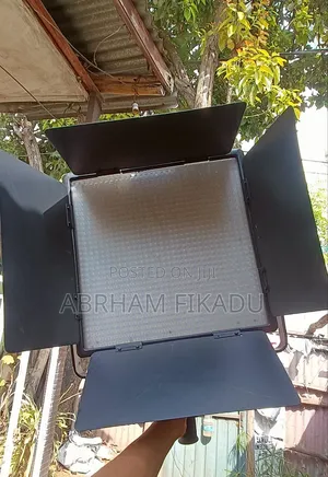 Photo - Godox 1000w Led Light