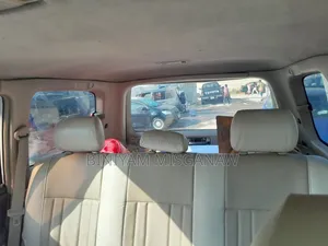 Toyota Land Cruiser 2000 White