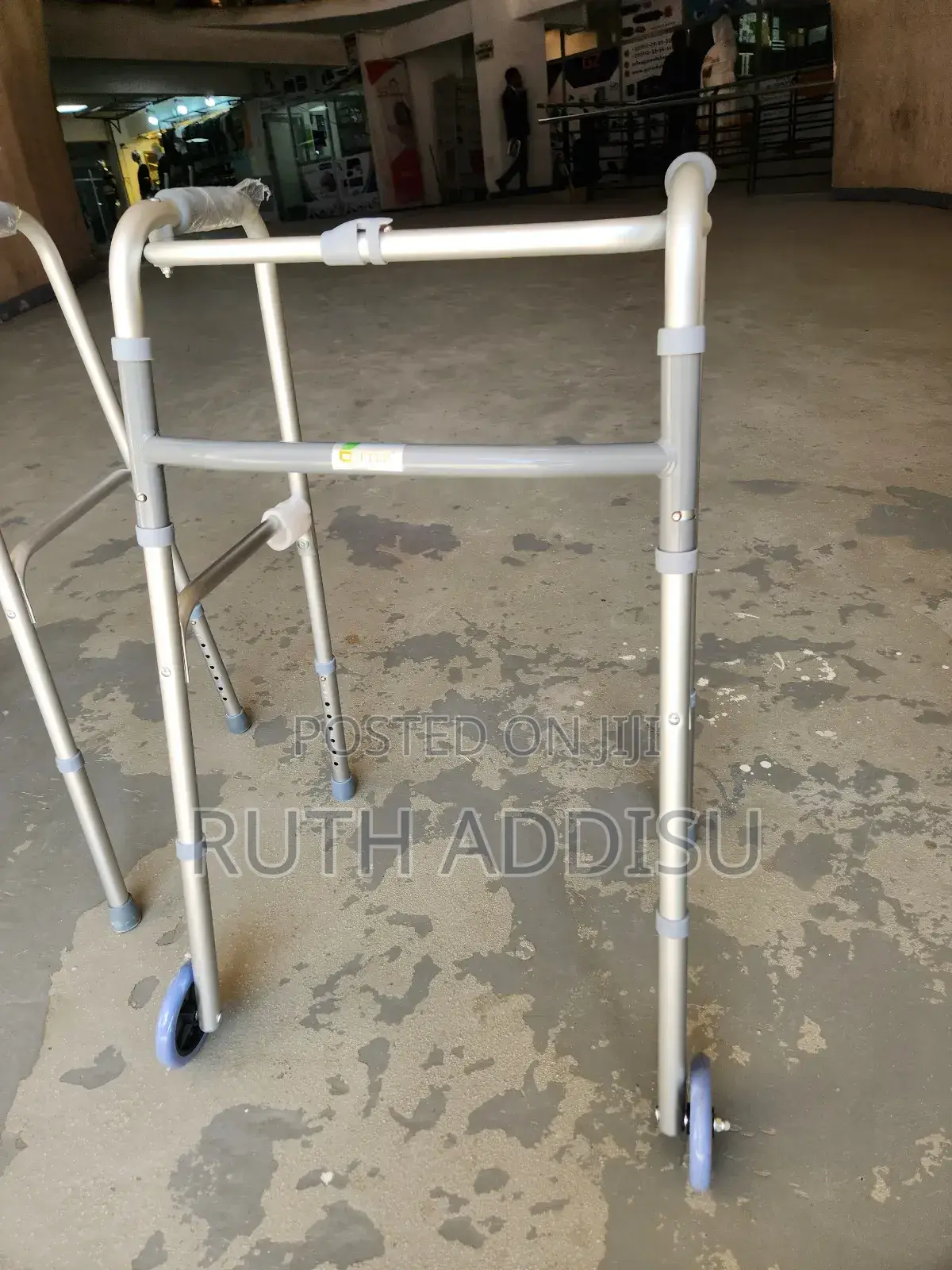 Walker軍人walker輕微almunium Walker朱雀medical Walker輕輕walker Foldable Walkr