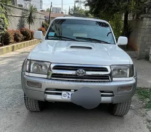 Toyota 4-Runner 1999 White