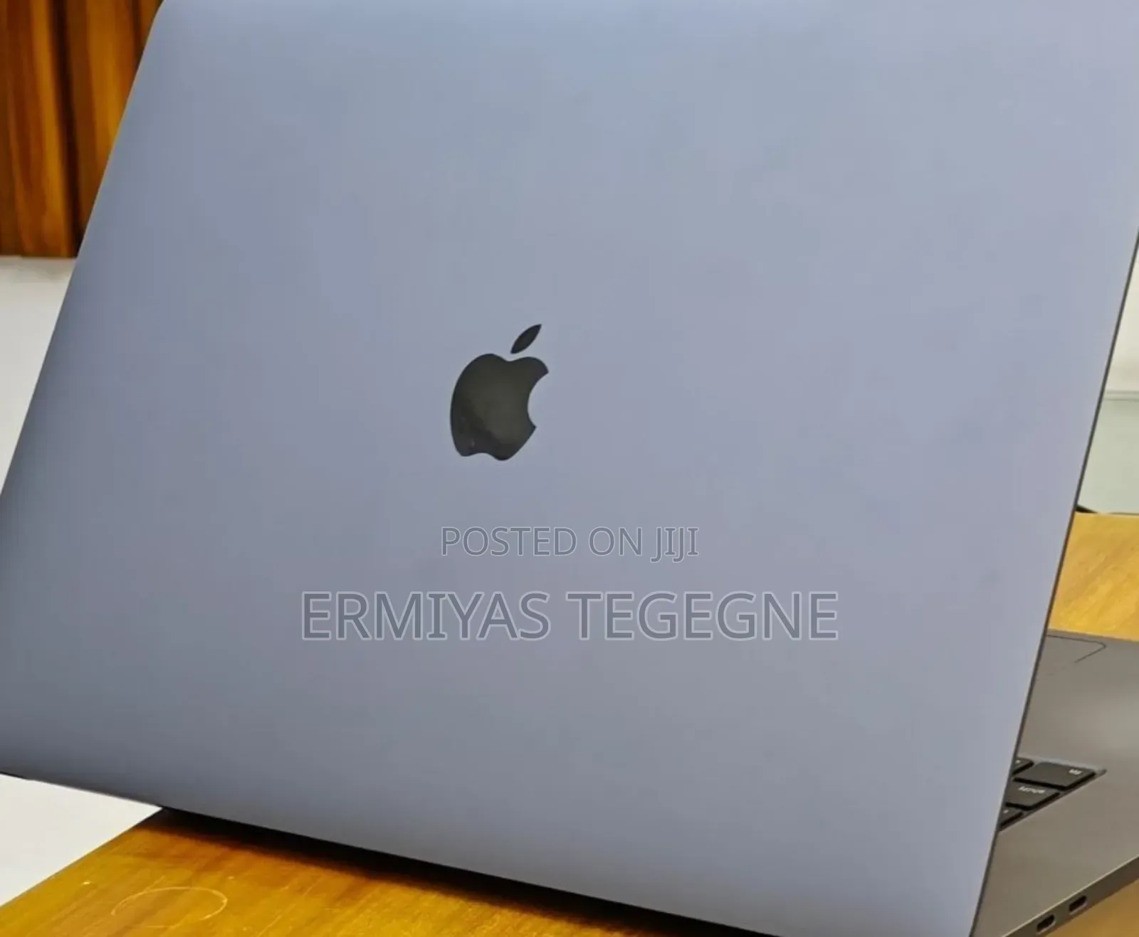 New Laptop Apple MacBook Pro 2019 32GB Intel Core I9 SSD 32GB