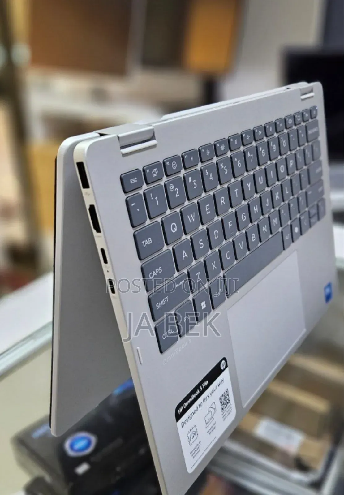 New Laptop HP OmniBook 5 Flip 16GB Intel Core 7 SSD 1T