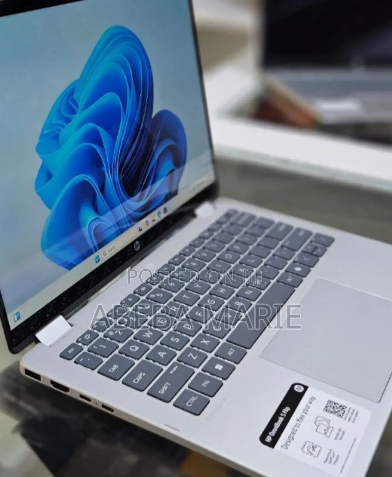 New Laptop HP OmniBook 5 Flip 16GB Intel Core 7 SSD 1T