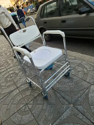 Photo - Wheelchair老婆medical Walker段的medical Wheelchair老師wheelchair考試wheelchair