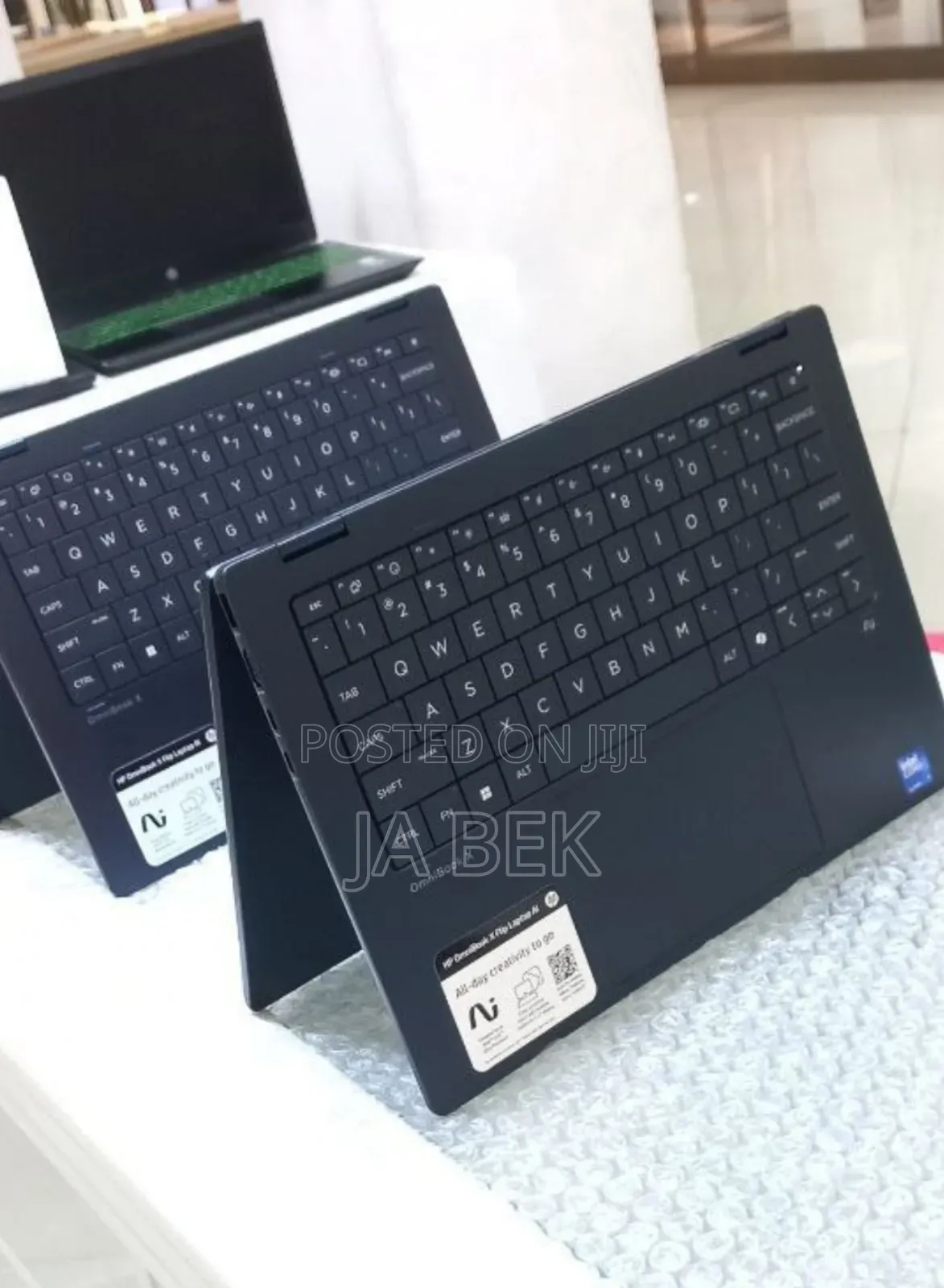 New Laptop HP OmniBook X Flip 14" 16GB Intel Core Ultra 7 SSD 1T