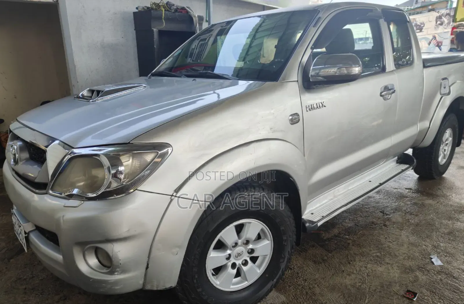 Toyota Hilux 2010 Gray