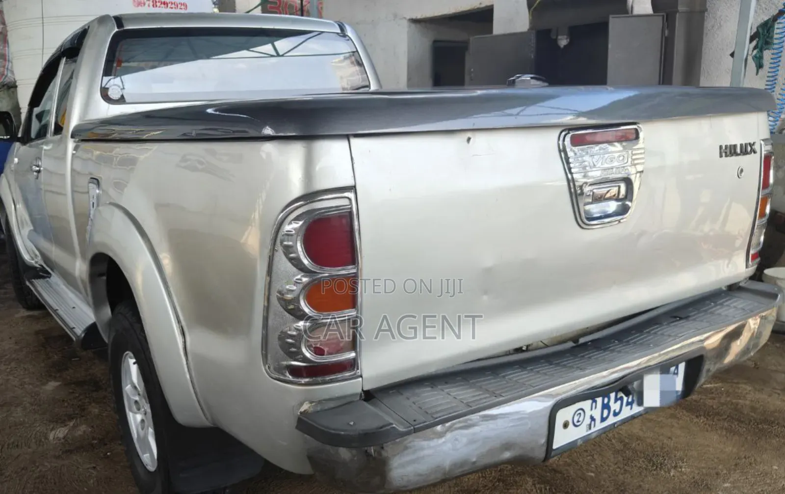 Toyota Hilux 2010 Gray