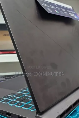 New Laptop Asus ROG Strix G16 G614 32GB Intel Core Ultra 9 SSD 1T