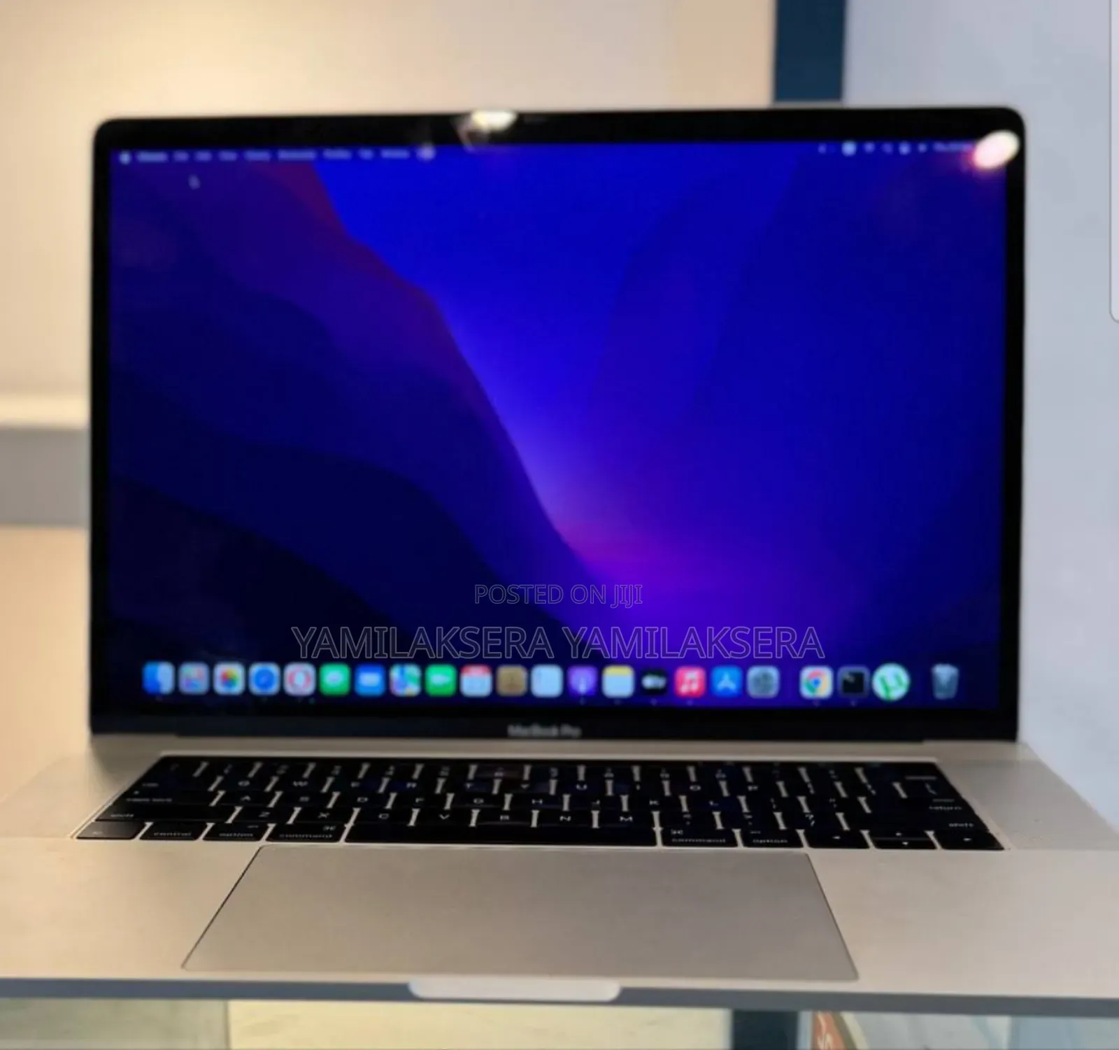 New Laptop Apple MacBook Pro 2015 16GB Intel Core I7 SSD 512GB