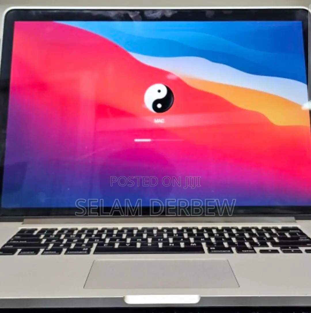 New Laptop Apple MacBook Pro 2015 16GB Intel Core I7 SSD 256GB