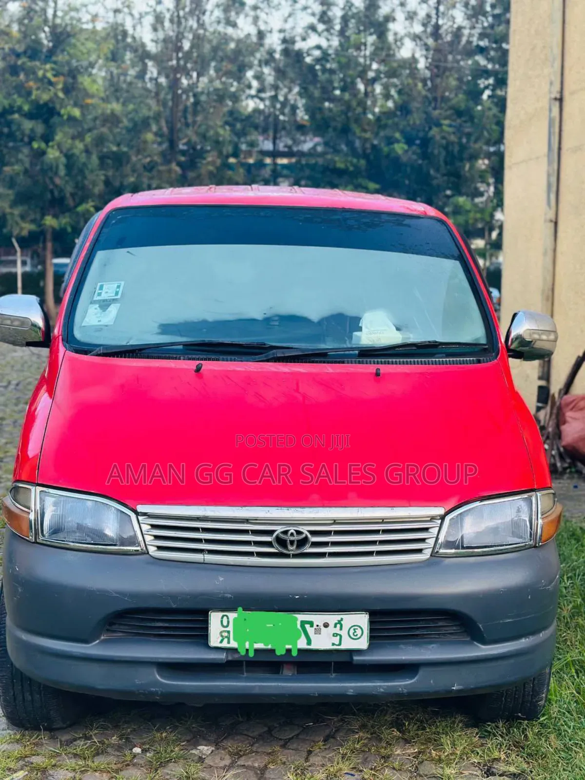 Toyota HiAce 2006 Red