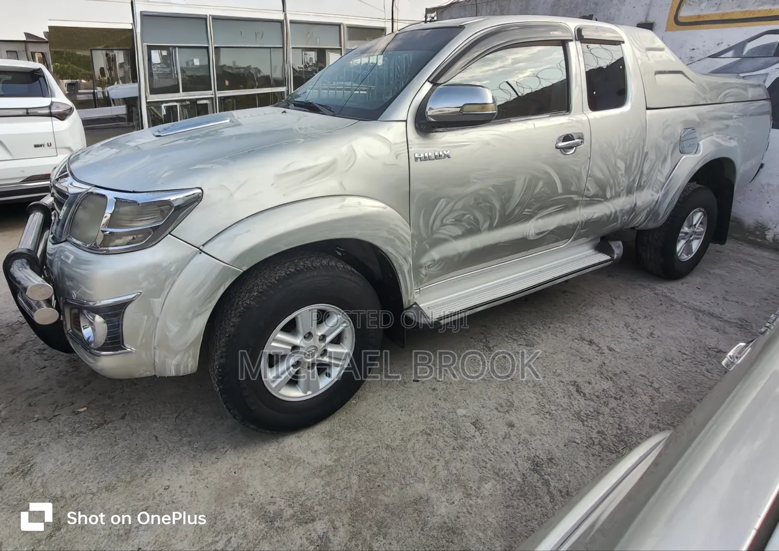 Toyota Hilux 2012 Silver