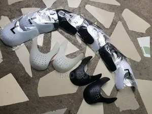 ጫማ እንዳይታጠፍ ማረግያ