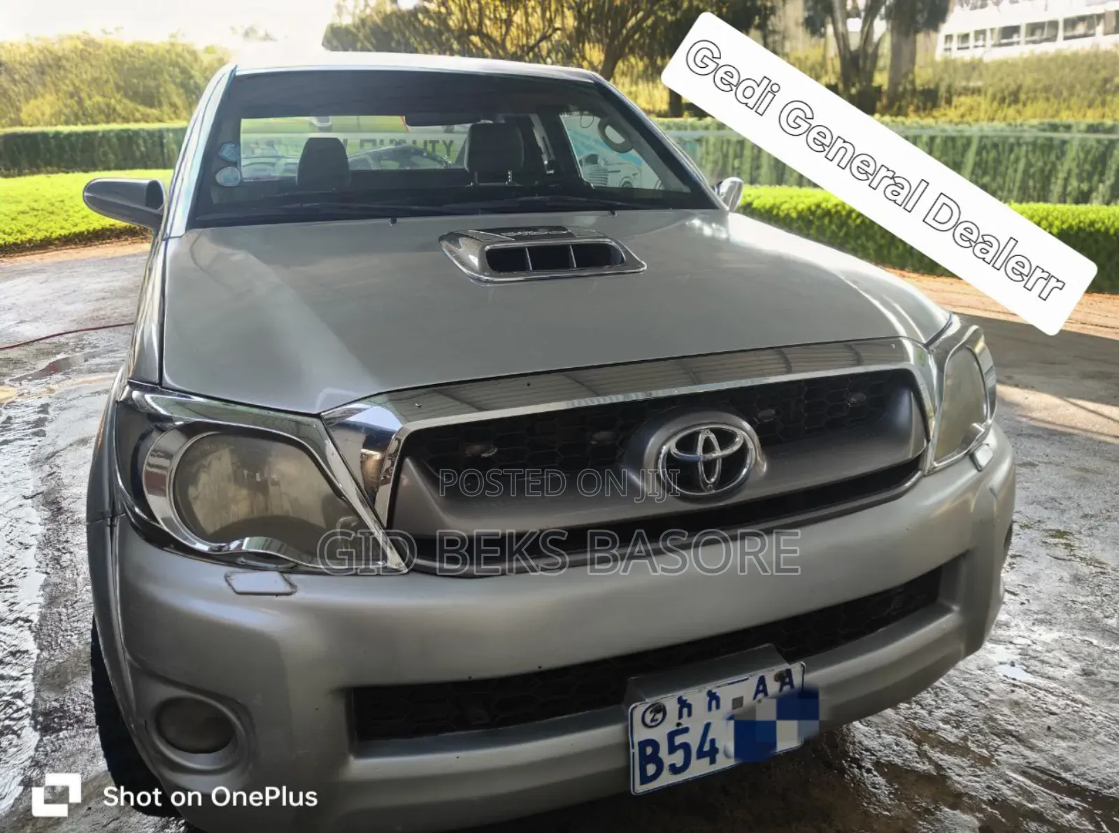 Toyota Hilux 2010 Silver