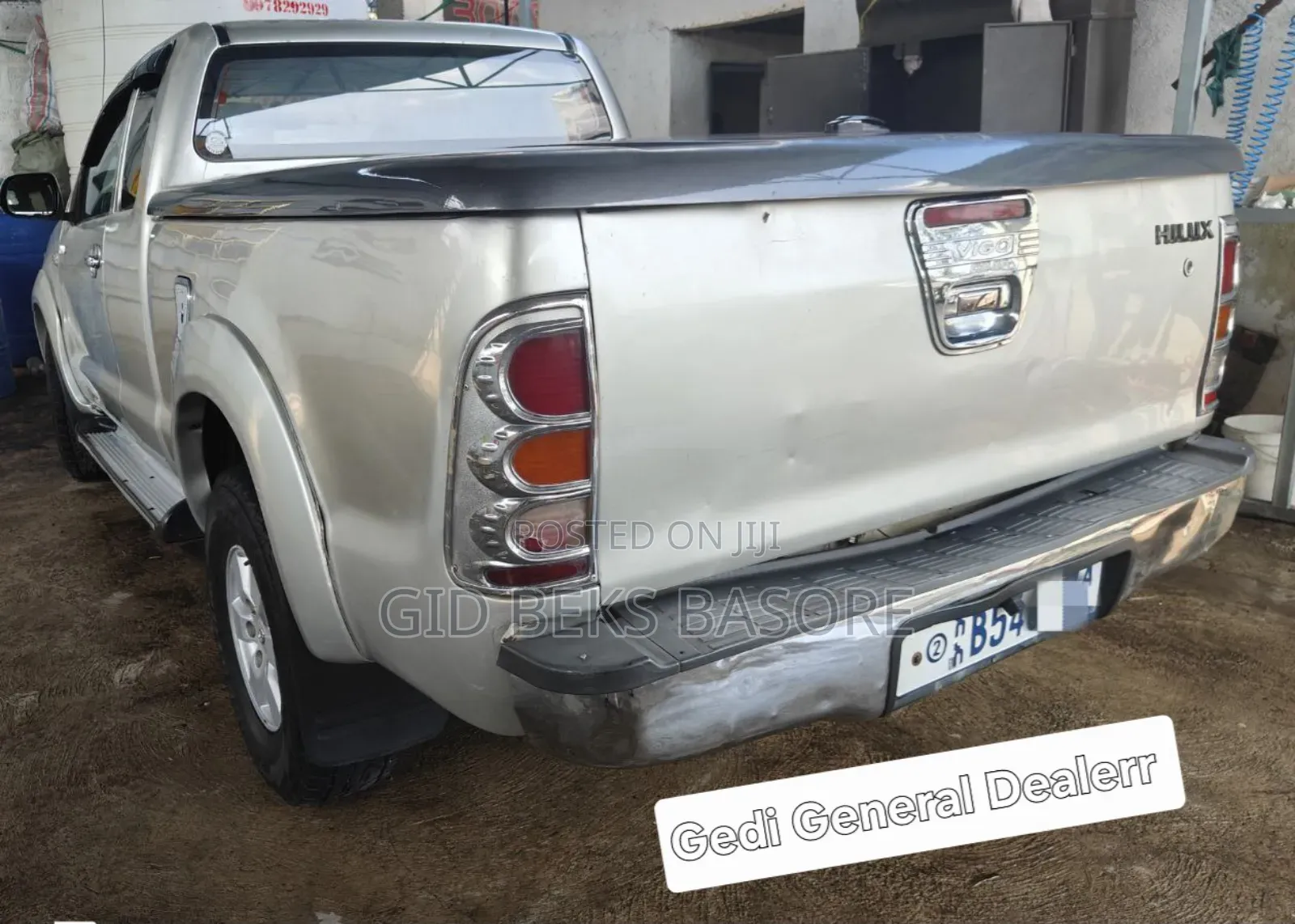 Toyota Hilux 2010 Silver