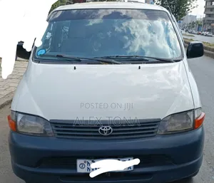Photo - Toyota HiAce 2007 White