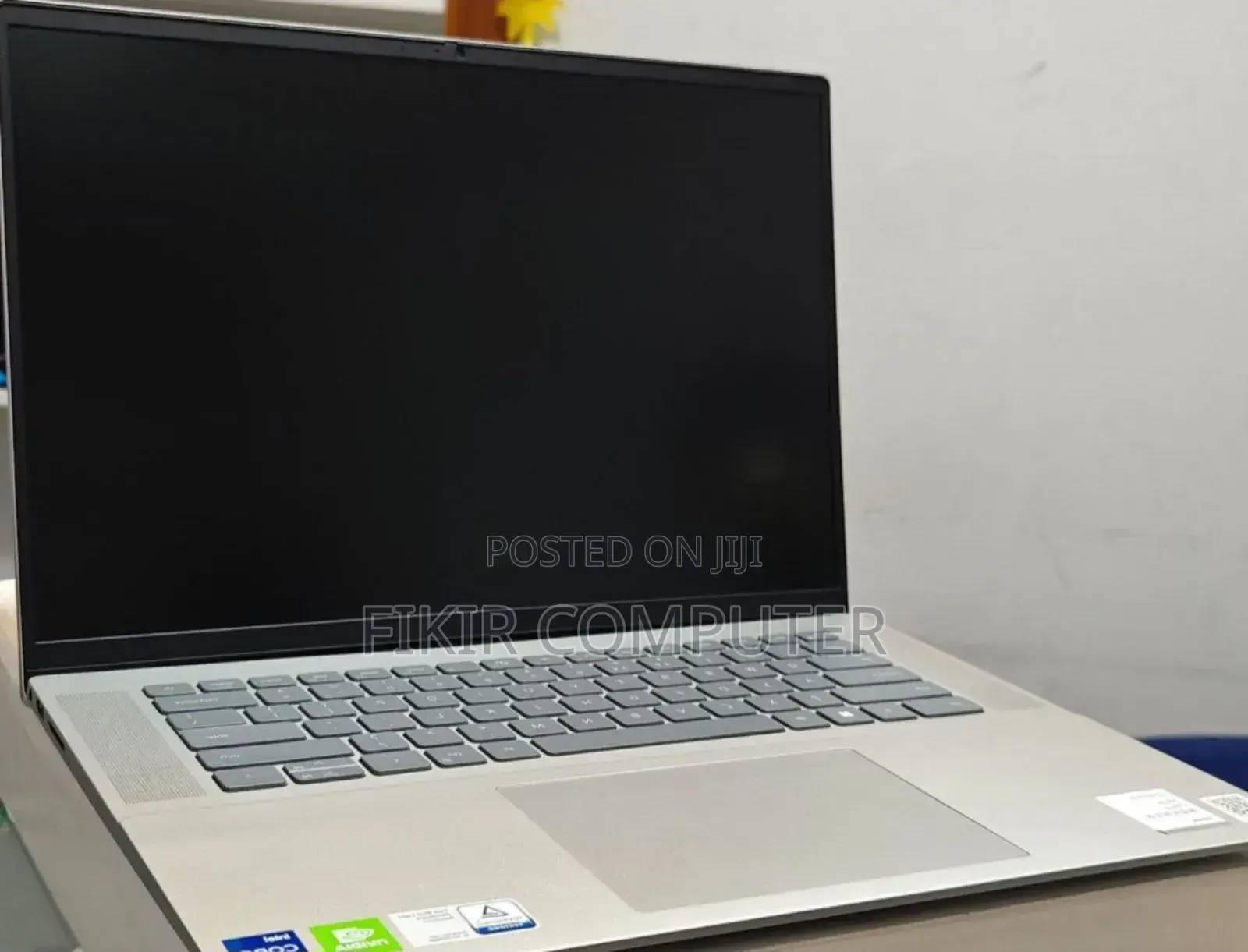 New Laptop Dell Inspiron 15 16GB Intel Core i7 SSD 512GB