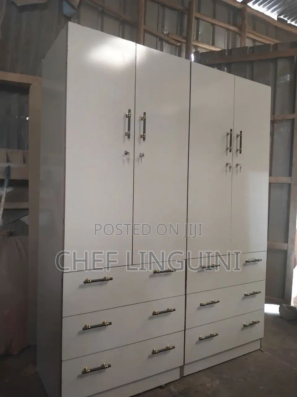 ቁምሳጥን Closet Wardrobe