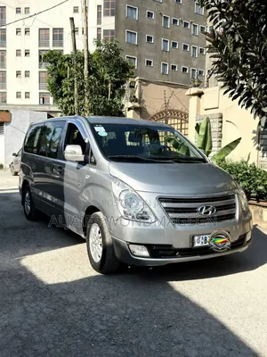 Hyundai Starex 2016 Silver