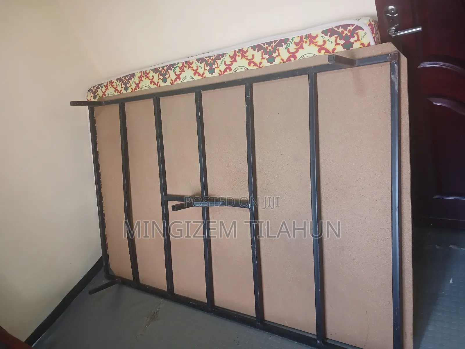 Used 1.20 Bed With Almost New Matters