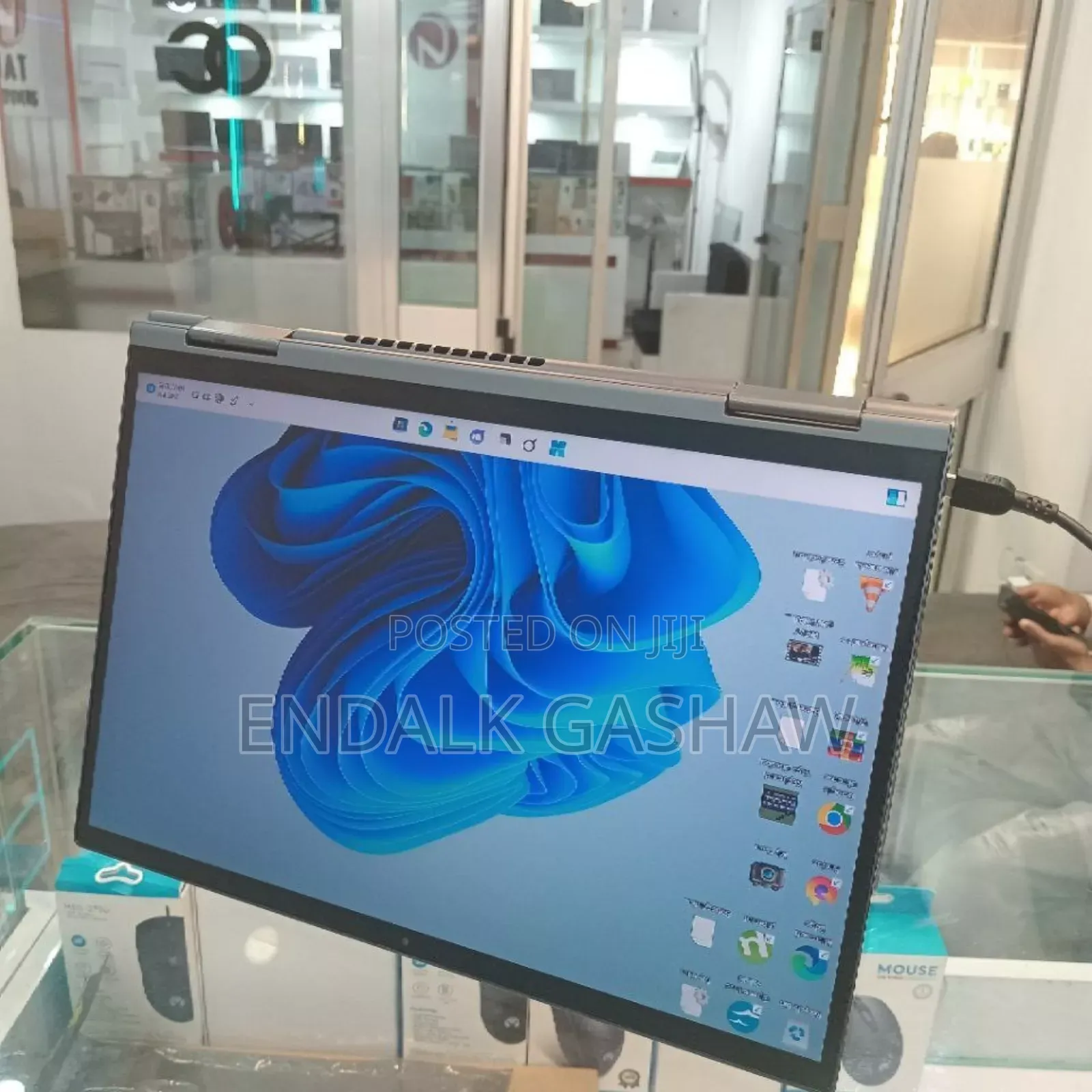 New Laptop Lenovo Thinkpad X1 Yoga 32GB Intel Core I7 SSD 512GB