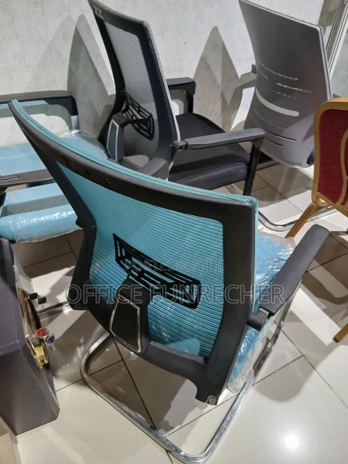 የቢሮ ወንበሮች $Office Chairs