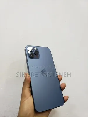 Photo - Apple iPhone 13 Pro 128 GB Blue