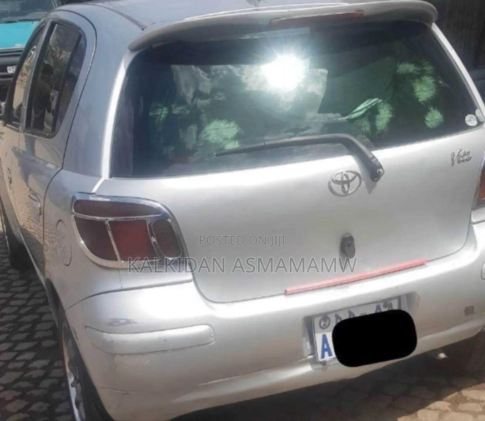 Toyota Vitz 2004 Silver