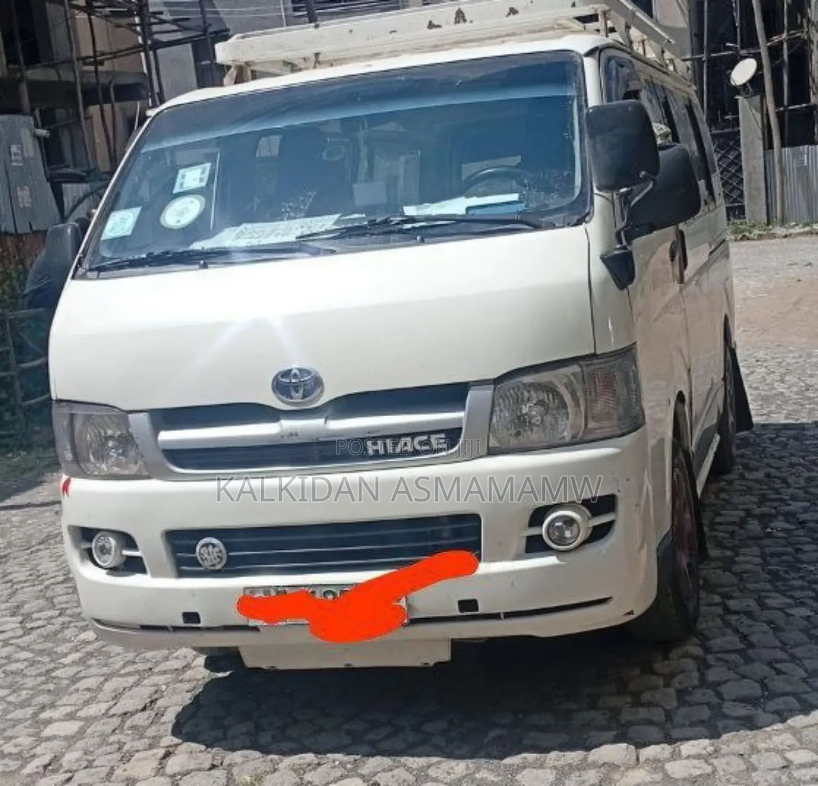 Toyota HiAce 2007 White