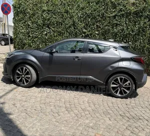 Toyota C-HR Limited 2021 Black