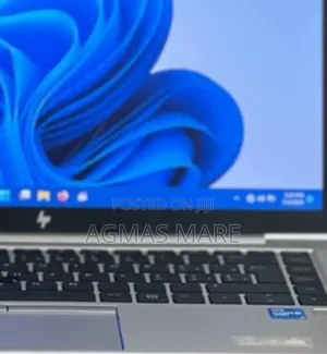 New Laptop HP EliteBook 830 G8 16GB Intel Core I5 SSD 512GB