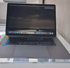 Photo - New Laptop Apple MacBook Pro 2019 32GB Intel Core I9 SSD 512GB