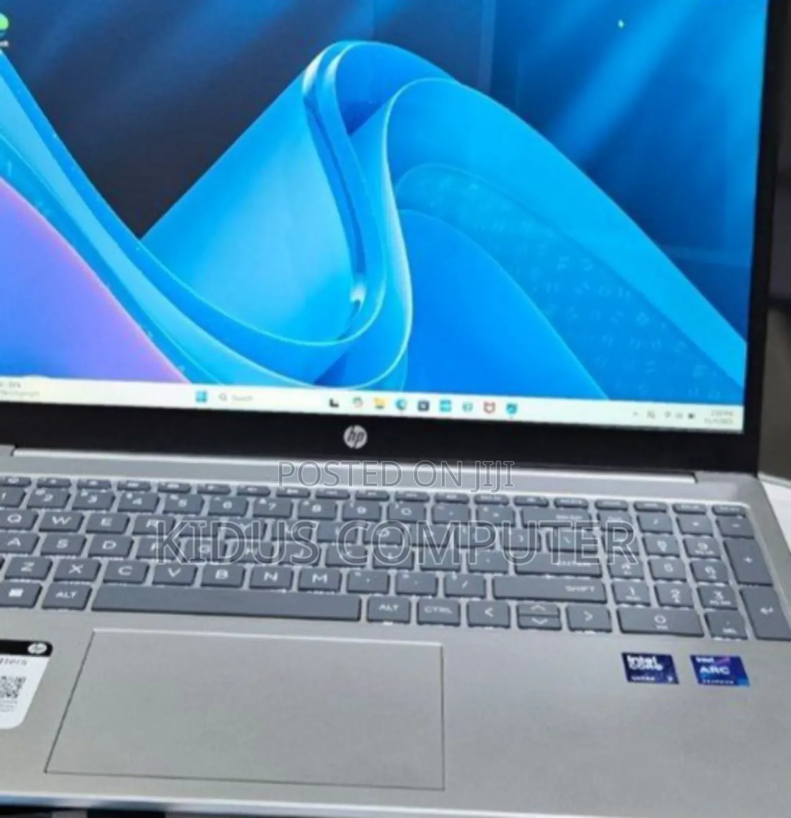 New Laptop HP 16GB Intel Core Ultra 7 SSD 512GB