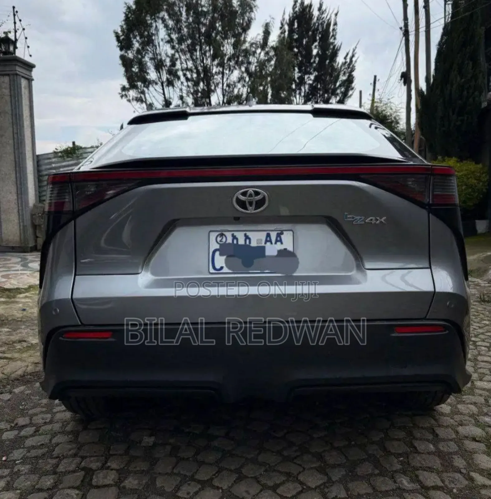 Toyota bZ4X 71.4 kWh AWD 2023 Gray