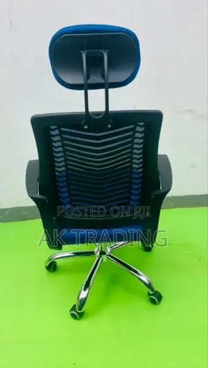 Full Colored Staff and Office Chair