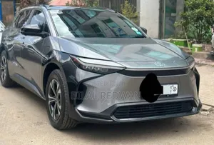 Toyota bZ4X 71.4 kWh AWD 2023 Gray