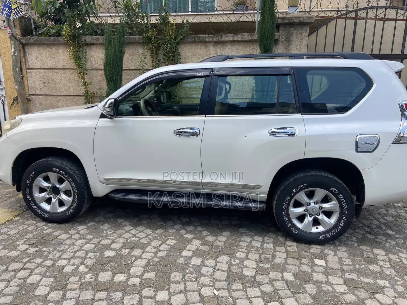 Toyota Land Cruiser Prado 2.7 i 2011 White