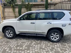 Toyota Land Cruiser Prado 2.7 i 2011 White