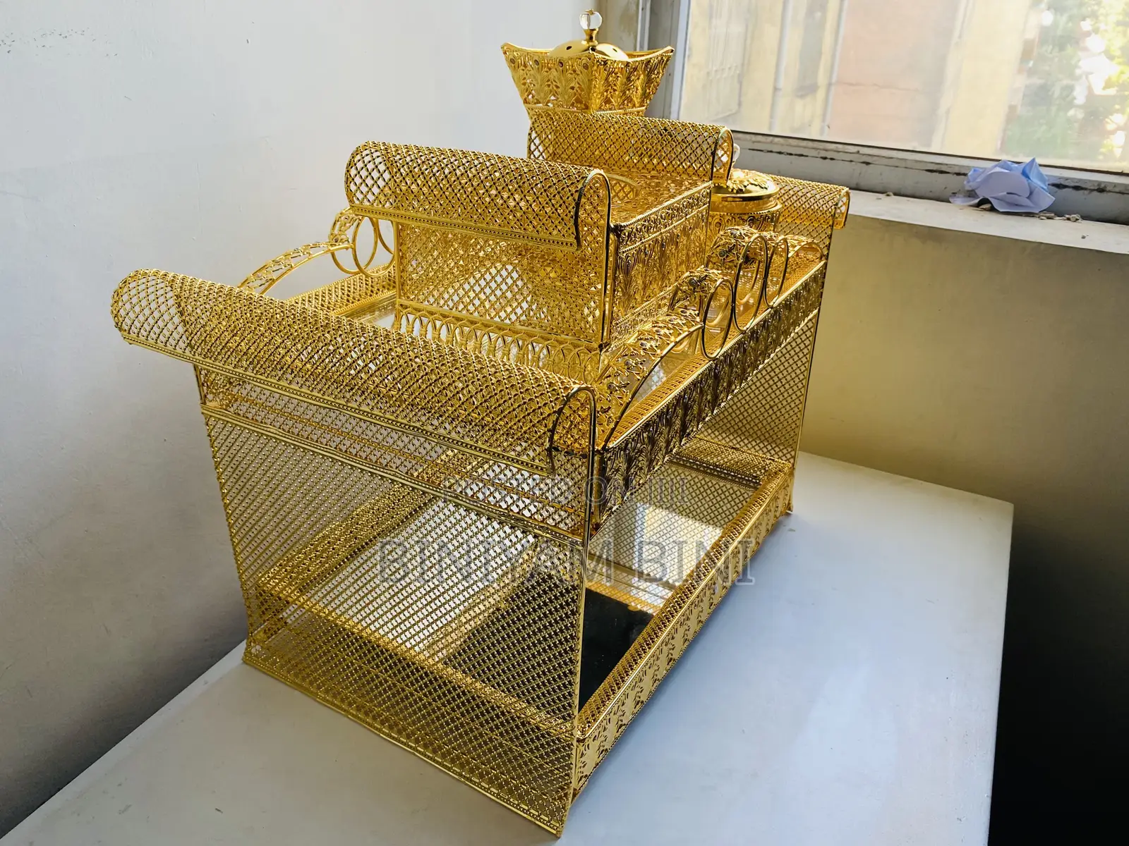 Rekebot የዱባይ ወርቃማ እረከቦት ረከቦት Coffe