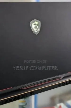 New Laptop MSI Raider GE68HX 13vi-202us 32GB Intel Core I9 SSD 2T