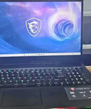 Photo - New Laptop MSI Raider GE68HX 13vi-202us 32GB Intel Core I9 SSD 2T