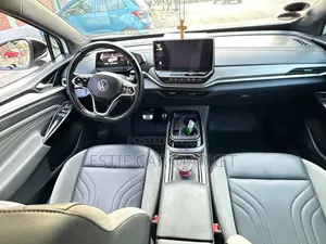 Volkswagen ID.4 Crozz 52 kWh RWD 2022 White