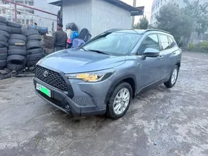 Photo - Toyota Corolla Cross Hybrid 2023 Blue