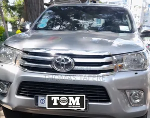 Photo - Toyota Hilux 2017