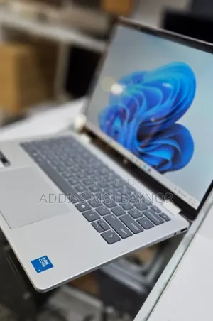 New Laptop HP OmniBook X Flip 14" 16GB Intel Core Ultra 7 SSD 1T