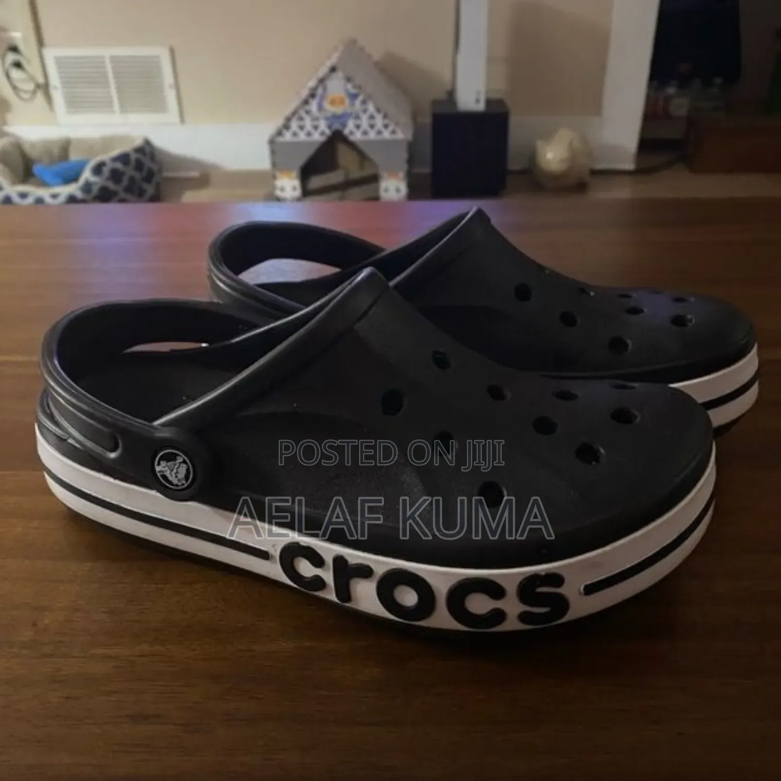 “Unisex Crocs Classic Clogs – Best Price, High Quality!”