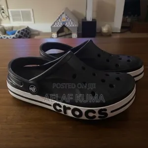 “Unisex Crocs Classic Clogs – Best Price, High Quality!”